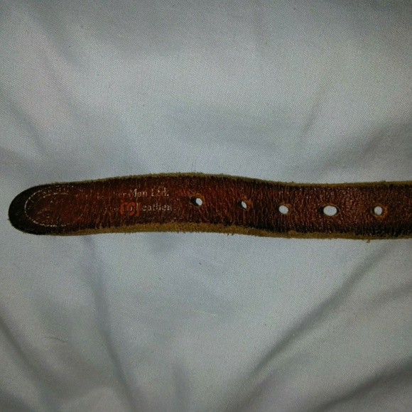 Boys 22 inch Leather & Brass Belt - Picture 6 of 7